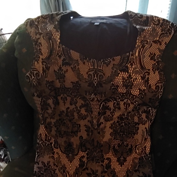 Black and gray geo print midi dress - Picture 4 of 8